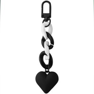 NEW Chunky Chain Heart Bag Charm/ Keychain Black & White